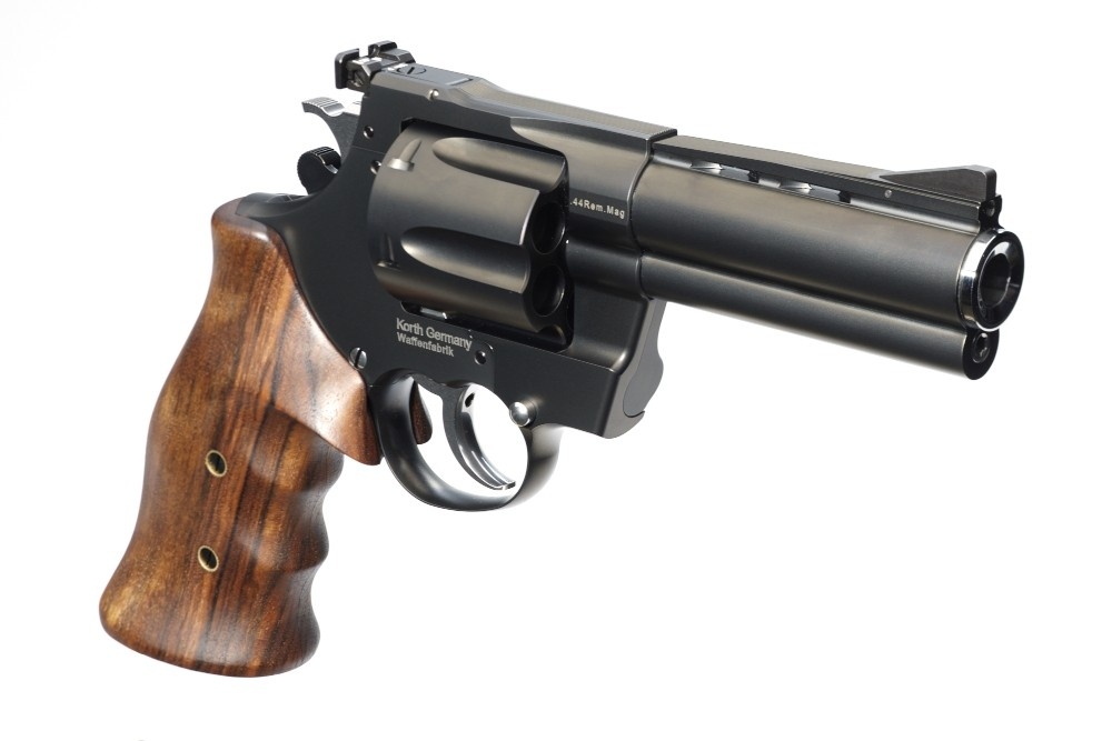 KORTH Combat Revolver NSX 4" .44 Mag.
